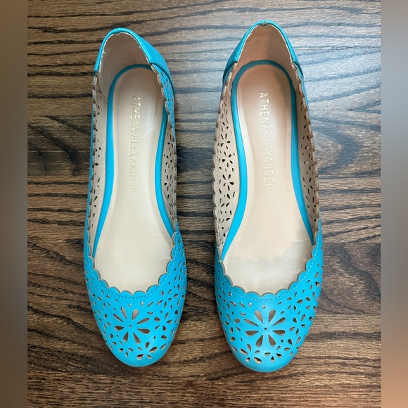 Athena Alexander Turquoise Perforated Leather Shoes - size 8 - Picture 1 of 6